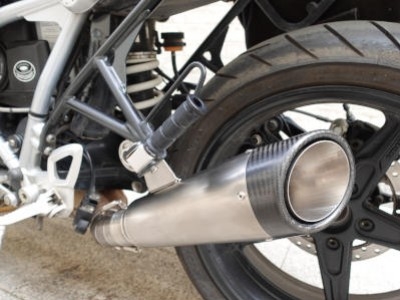 Installation d'un silencieux Slip-On sur votre NineT
